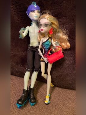 Monster High Lagoona Blue and Gil Webber Dolls